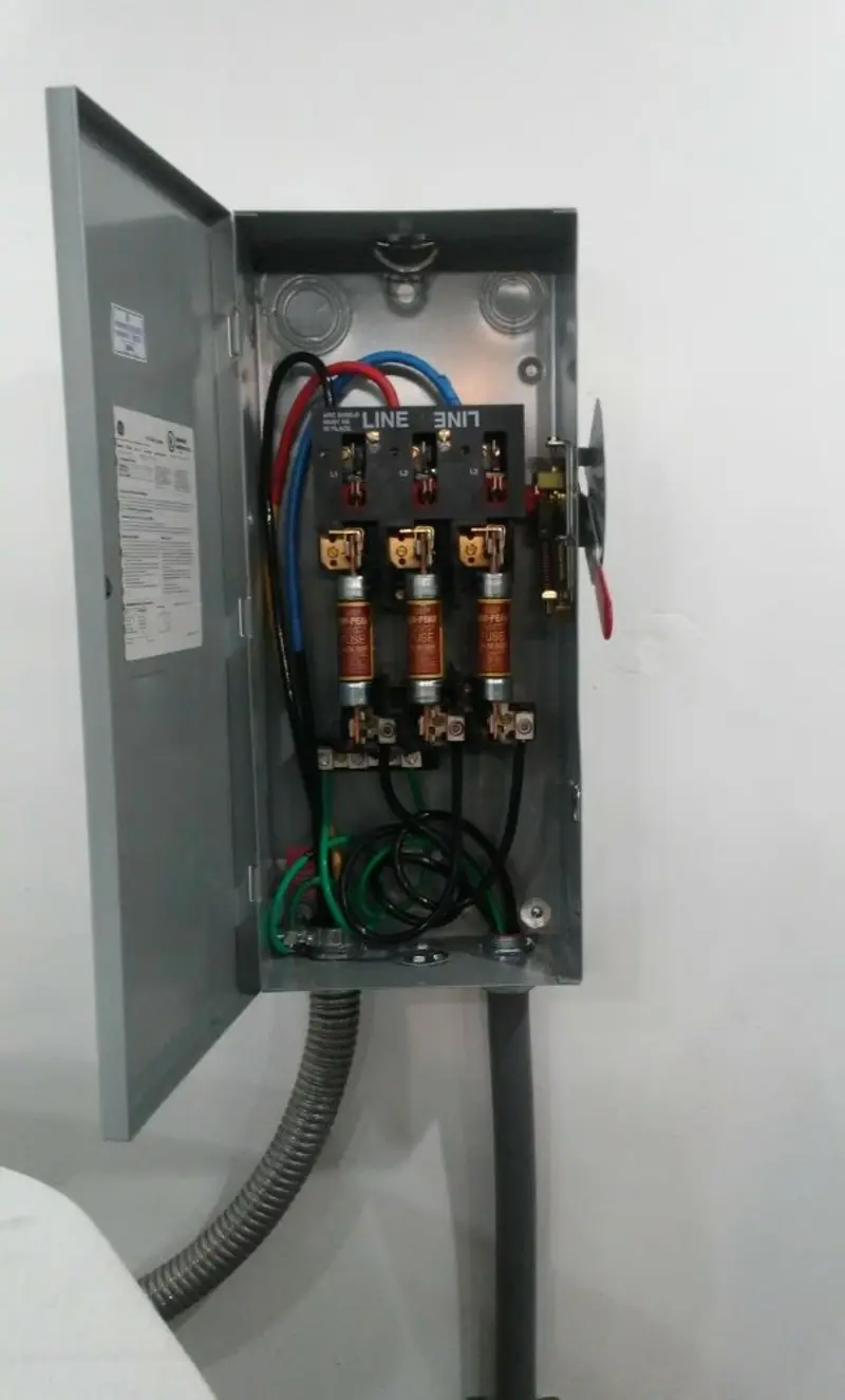 Three-phase disconnect switch installed for Electrical Wiring & Rewiring in Boiling Spring Lakes